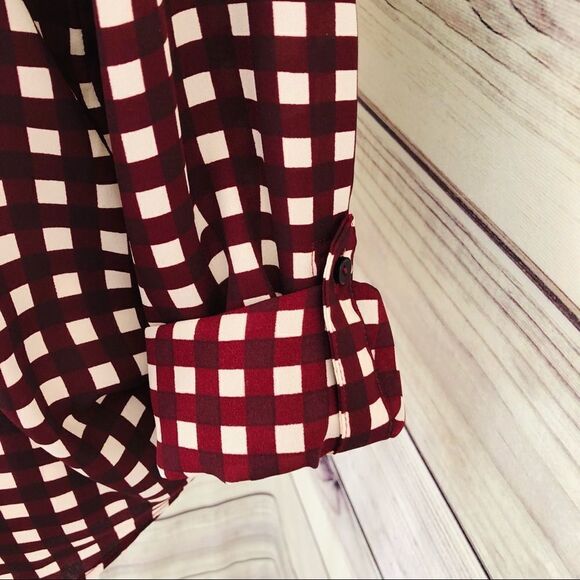 The Limited Ashton Burgundy Gingham Plaid Button Down Long Sleeve Shirt - Picture 12 of 13